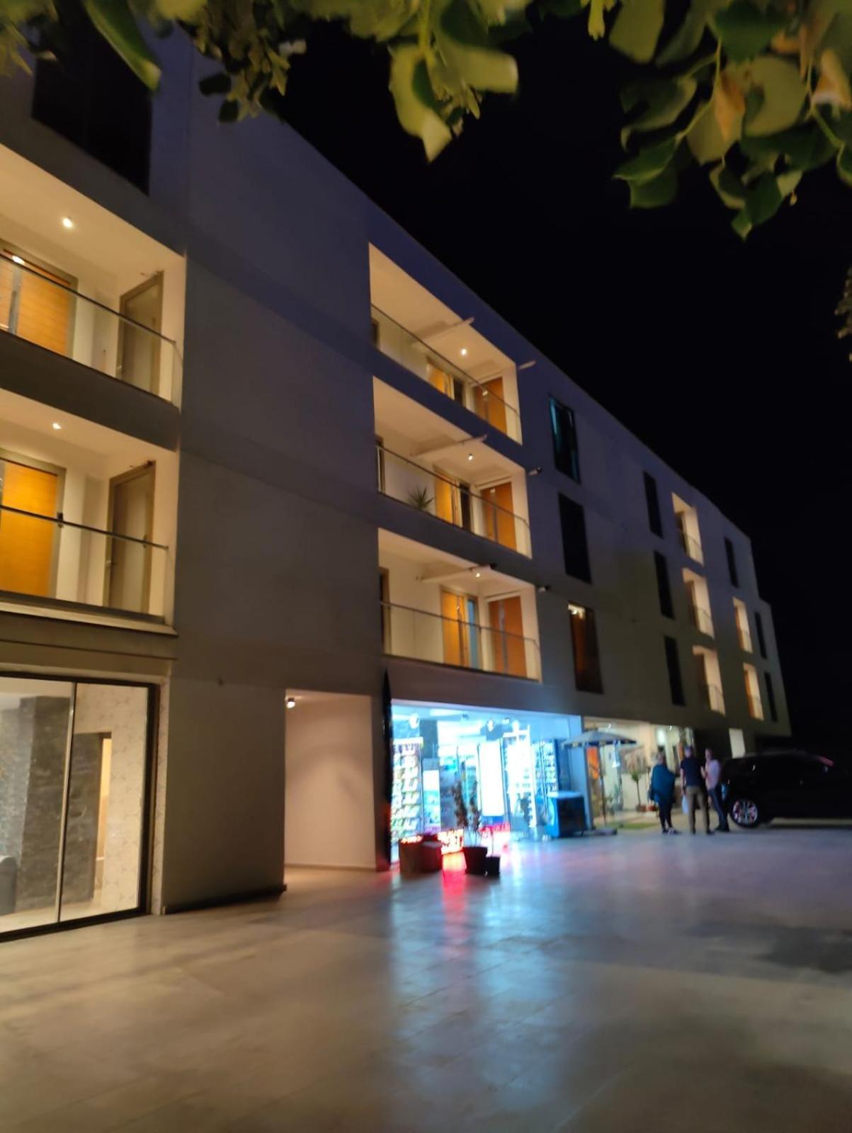 White Boutique Hotel- Eforie Nord Exterior foto